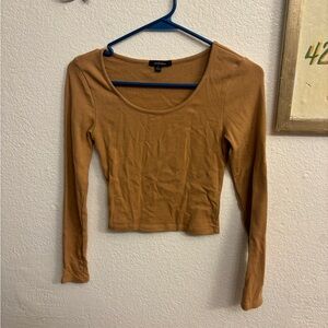 Long sleeve crop top
